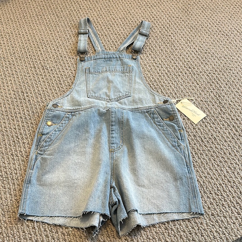 Universal Thread Goods Overalls